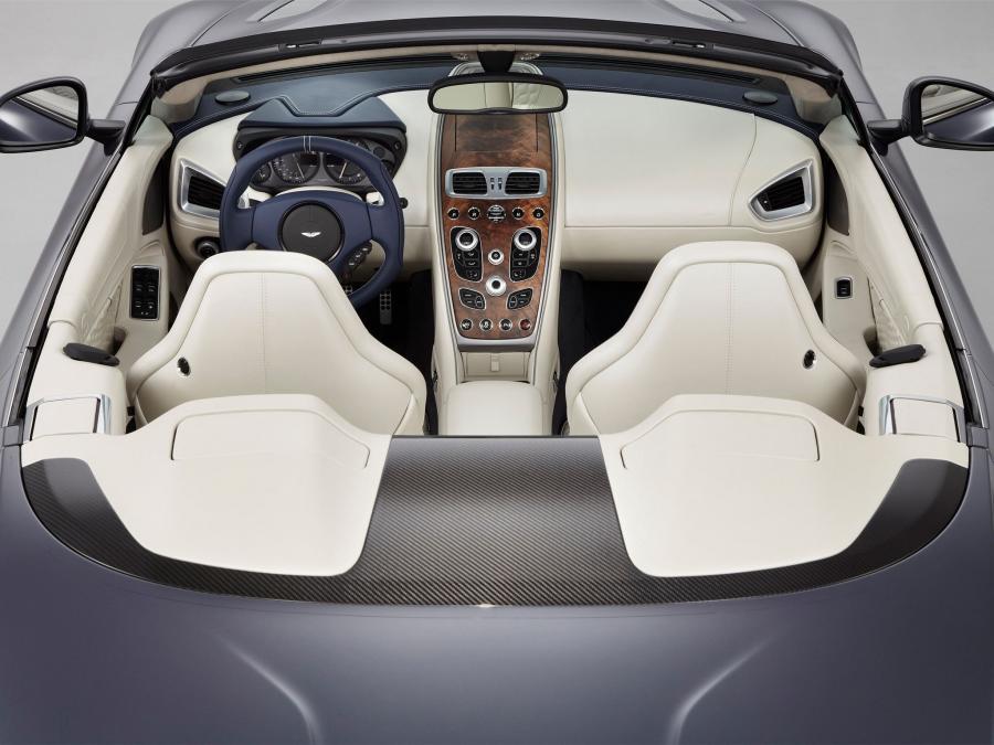 Интерьер Aston Martin Vanquish Volante by Q 2013 года  (фото 6 из 6)